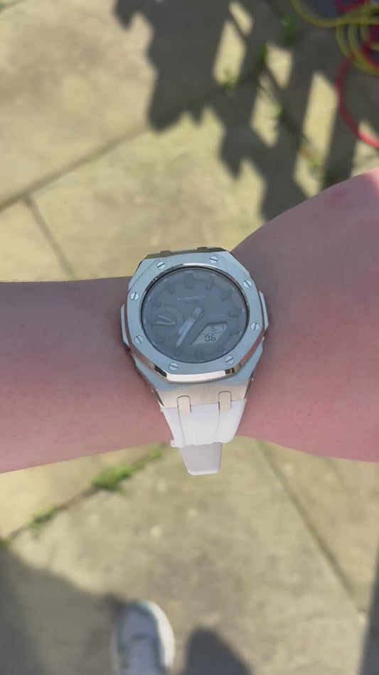 Custom Casio GA-2100 Casioak White/Grey